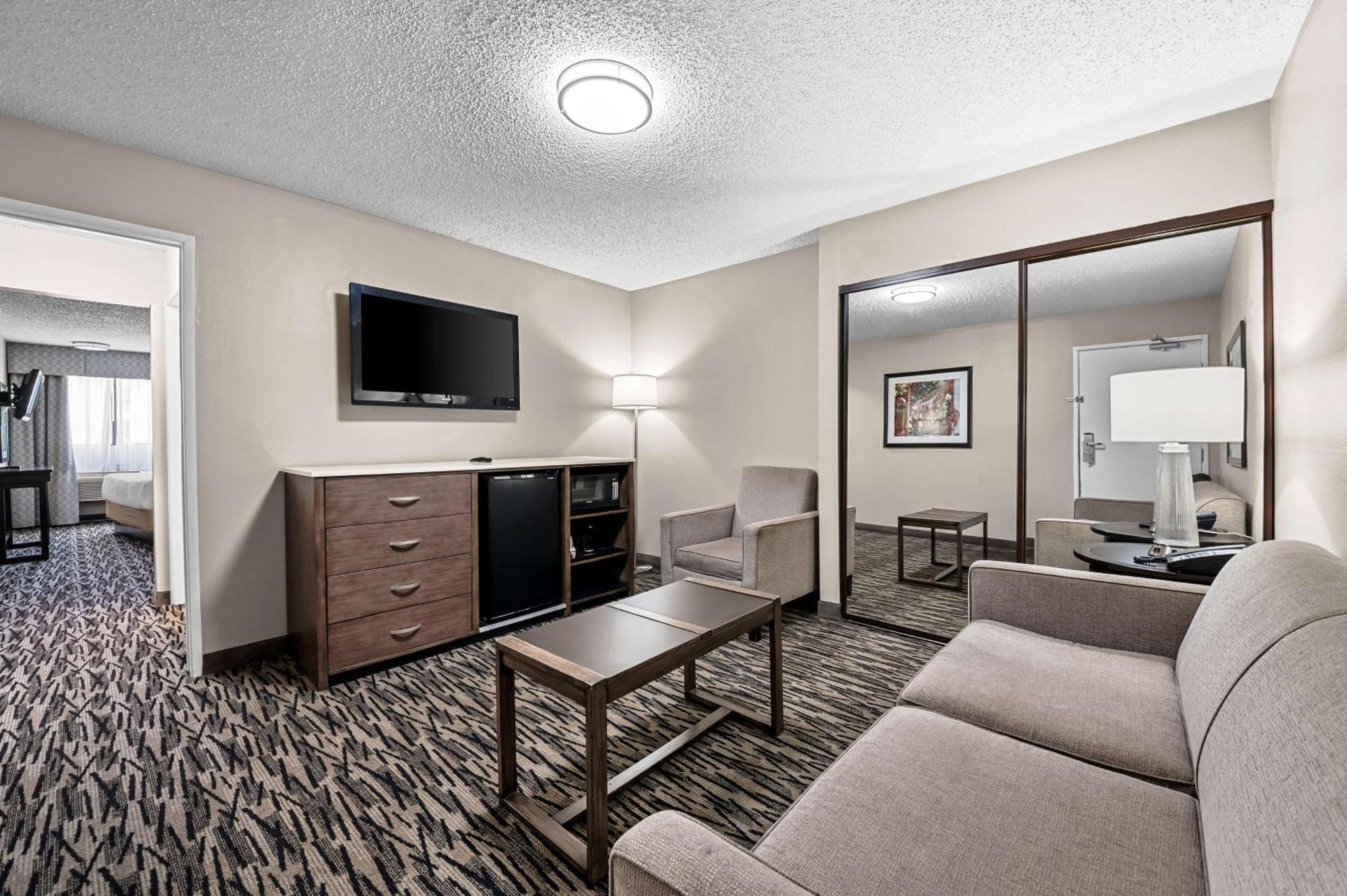 Best Western Los Alamitos Inn & Suites Eksteriør billede