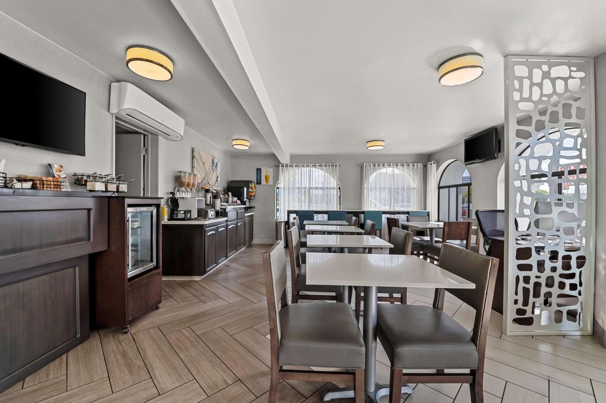 Best Western Los Alamitos Inn & Suites Eksteriør billede