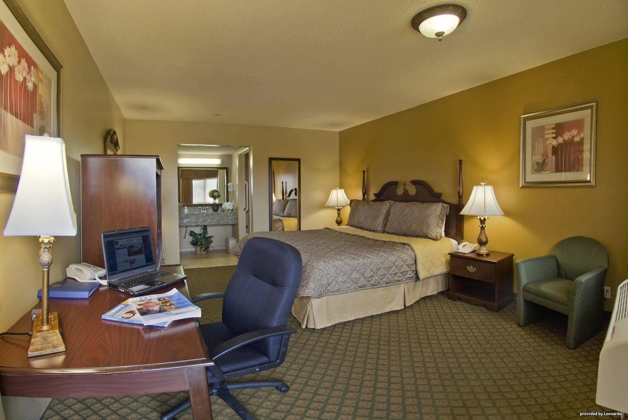 Best Western Los Alamitos Inn & Suites Værelse billede